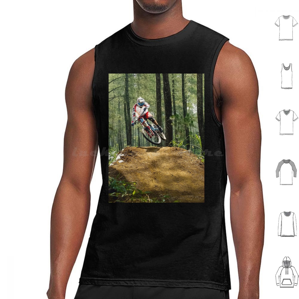 Mountain Biking Extreme - Motociclista de montaña sobre saltar. Camisetas